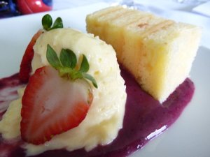 222151_10150155777751456_730446455_7195126_7028461_n