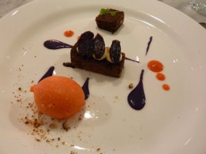 254564_10150194825381456_730446455_7569780_1854245_n