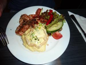 404530_10150442589016456_730446455_9048749_1846380043_n