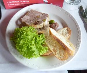 523284_10150692168236456_730446455_9853314_2052513166_n