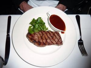 542111_10150836153441456_426250690_n