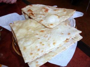 599110_10150876795291456_550112598_n