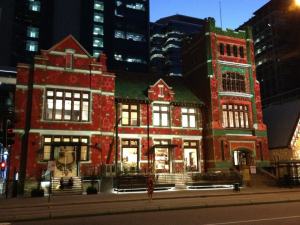 197872_10151137826531456_944134928_n