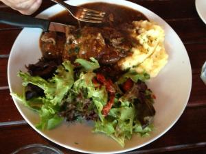 403125_10151126850876456_88130912_n