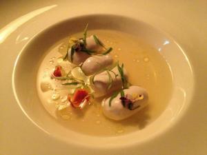 563065_10151242934626456_1162481376_n