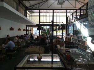 426550_10151297709051456_1511146283_n