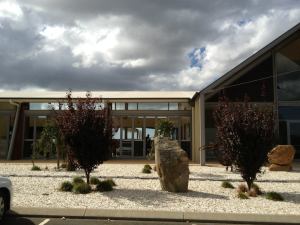 156505_10151329172281456_1801698095_n