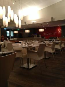 402593_432787523473273_119968566_n