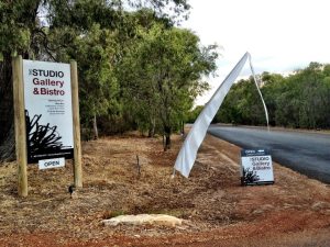 46574_10151329135331456_786516518_n