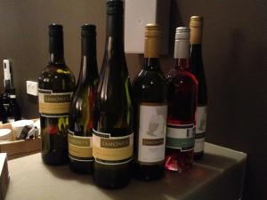 480475_432787760139916_132318801_n