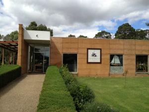 482302_10151329168731456_2098919545_n