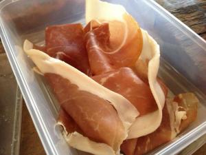 644573_10151329133171456_1402498368_n