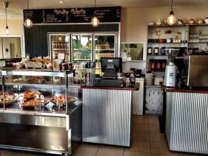 1006191_10151436230386456_1415347793_n