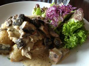 1185134_10151552560946456_955568914_n