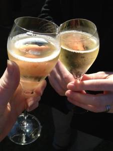 254627_489709731114385_2101239544_n