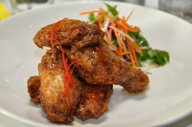 599742_10151620414921456_1046397779_n