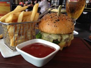 1002590_10151690241636456_1019357911_n