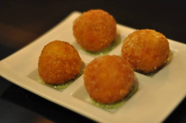 1391449_536909486394409_1595242103_n