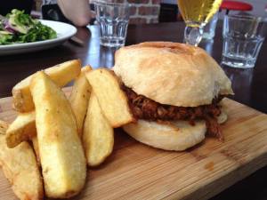 1453305_10151690239116456_317088385_n