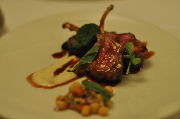 1467222_544982448920446_118399529_n