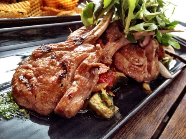 1551490_565657386852952_587929094_n