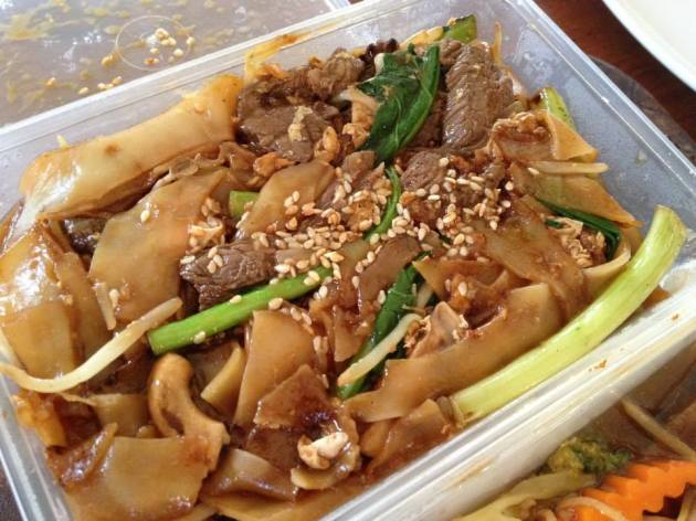 5737_10151829380326456_761739858_n