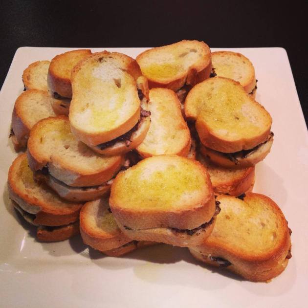 1466036_577797342305623_1694659032_n