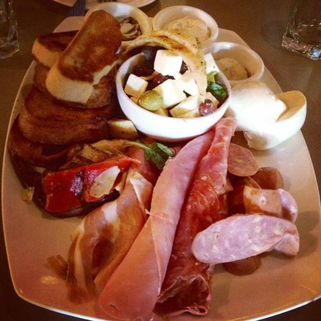 10011218_10151981079281456_2727195642683344804_n