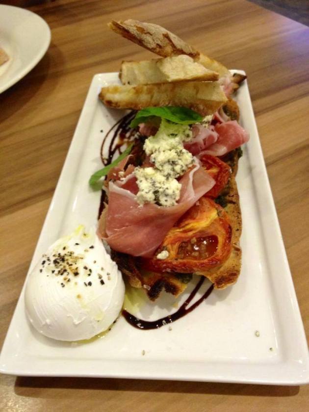 10372585_646239145461442_5452814091058582959_n