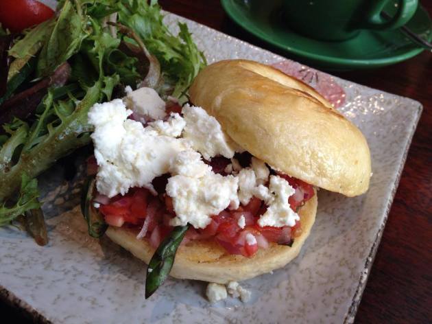 10330436_677154395703250_8686985202938603166_n