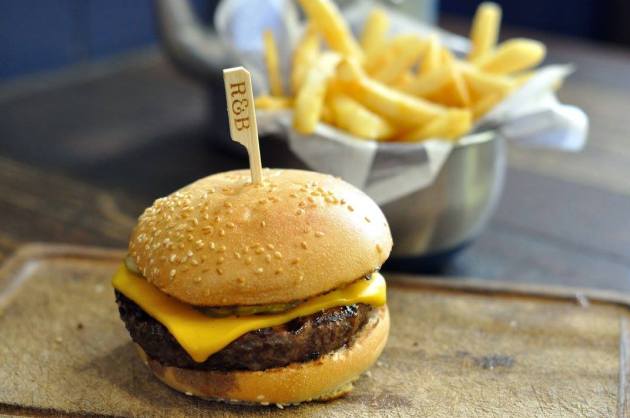 20934889_10154703004956456_7998817857999901520_o