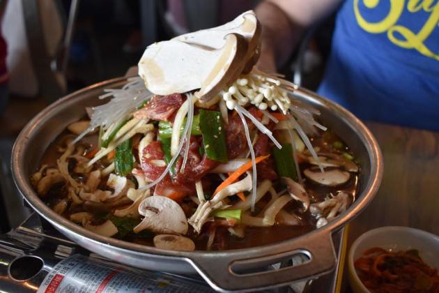 30261442_1675020885916591_2005803697791041536_n